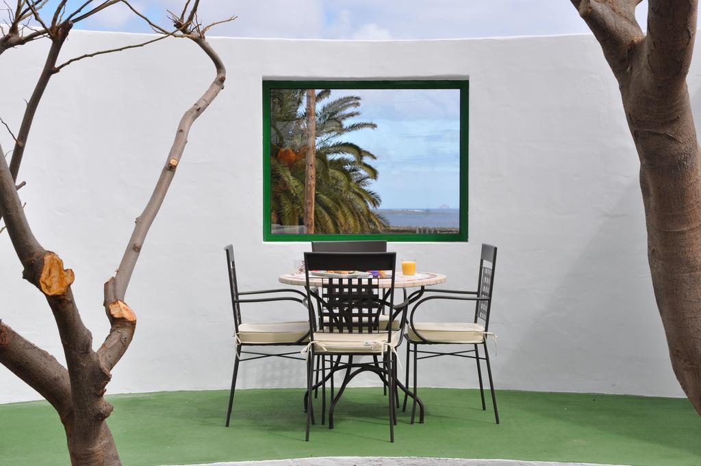 La Casita De Mari Carmen Guest House Mala Luaran gambar