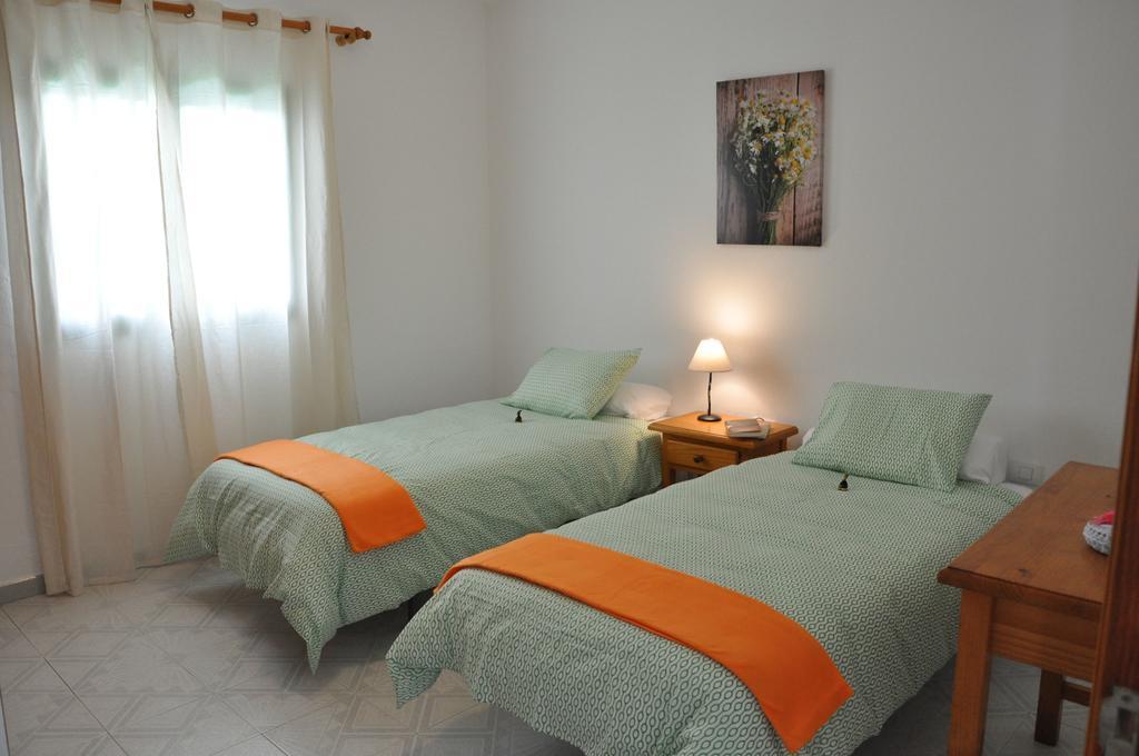 La Casita De Mari Carmen Guest House Mala Luaran gambar